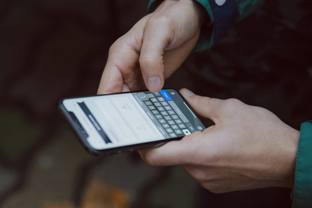 Téléphone portable en utilisation